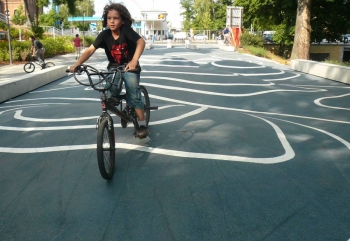 Cycling up and down the mounds