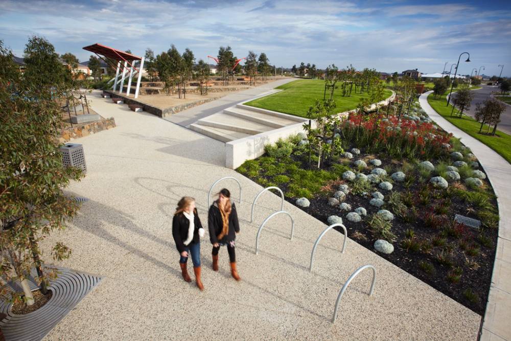 Retaining Walls - Outdoor PLAYbook